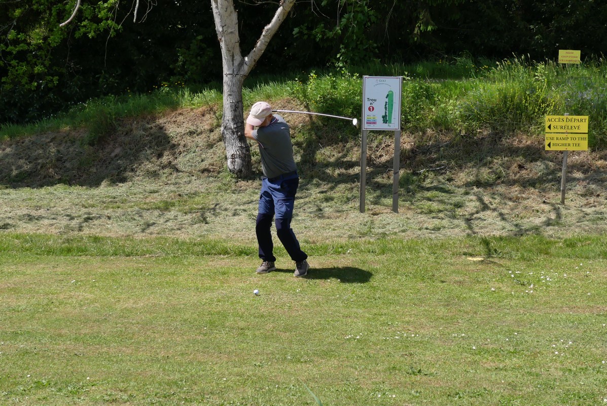 2022-05-03-golf-genet  (12).jpg