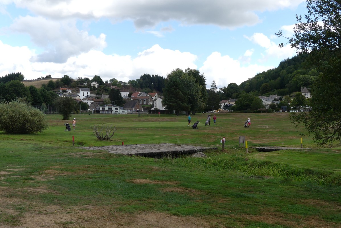 2022-09-15-Vezac-haute-auvergne (38).jpg