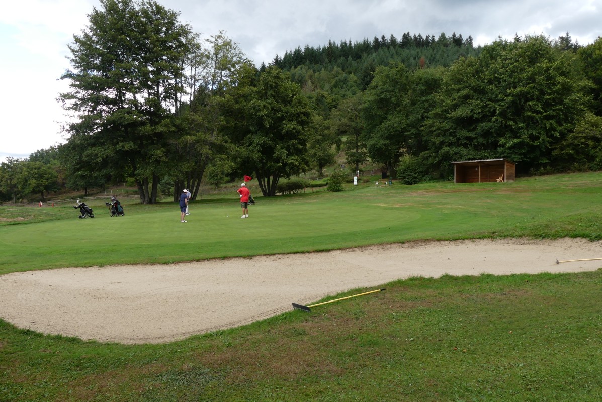 2022-09-15-Vezac-haute-auvergne (55).jpg